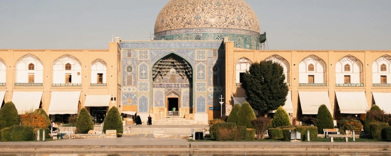 Naqsh-e jahan square