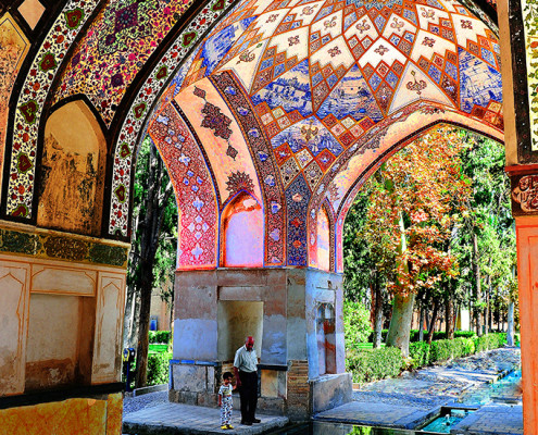 Travel in Iran-fin garden