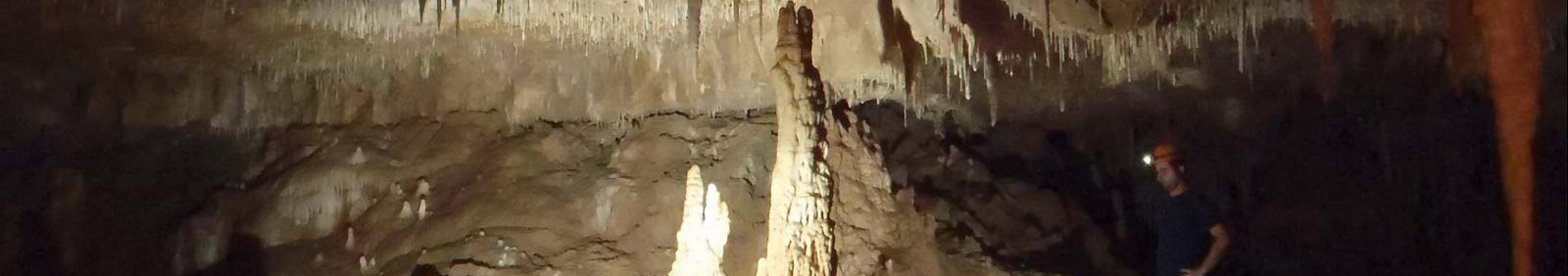 Iran cave tour: Caving in Danyal cave