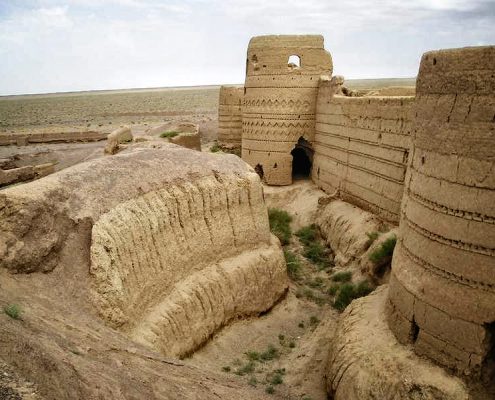Karshahi Castle, the Biggest adobe Castle in Iran