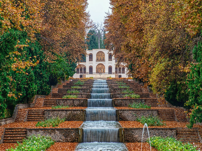 Shazdeh Garden