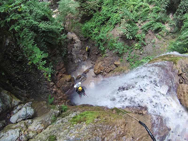 Travel to Iran to experience canyoning 