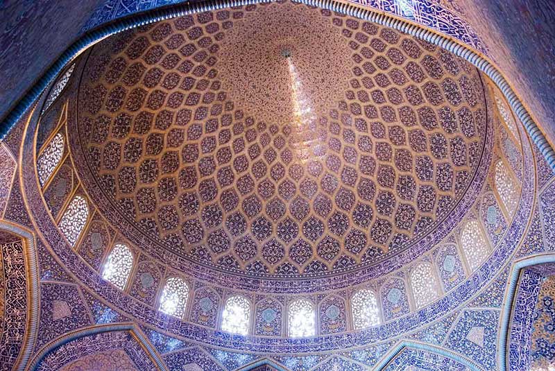 Visit Unique Sheikh Lotfollah Mosque When Traveling to Iran 