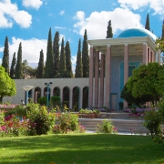 Shiraz tourist attractions: tomb of Saadi
