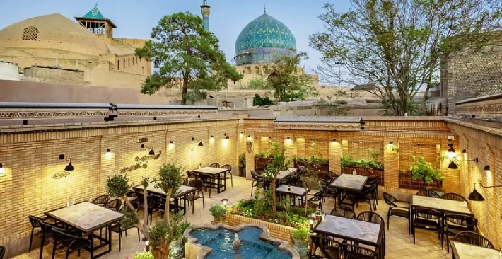 Best Romantic Cafes in Isfahan