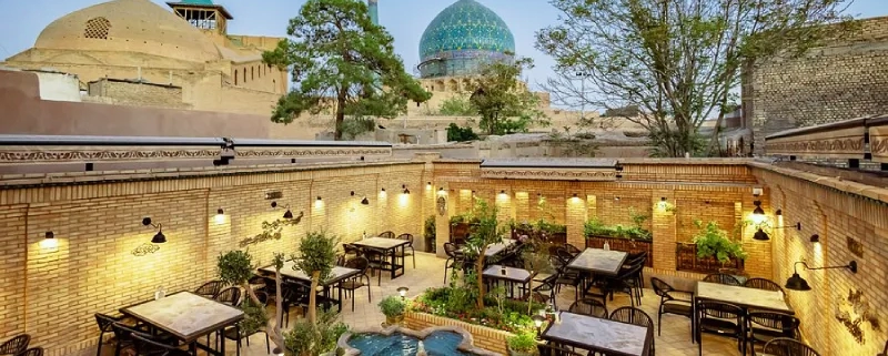Best Romantic Cafes in Isfahan