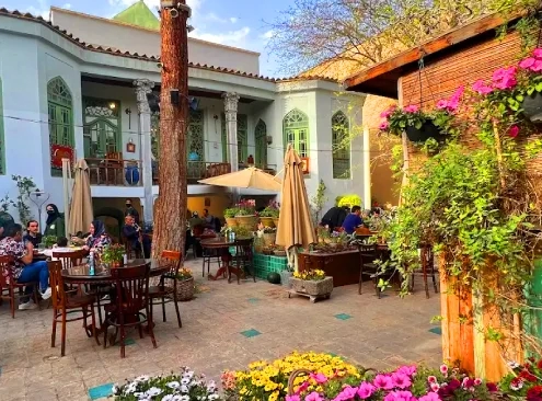 Top Romantic Restaurants in Isfahan